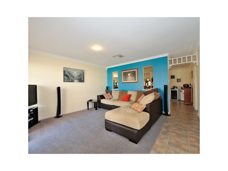 5 Freeling Road, Port Kennedy WA 6172