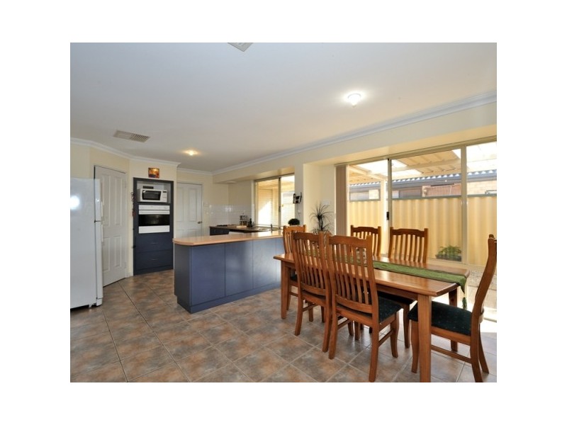 5 Freeling Road, Port Kennedy WA 6172