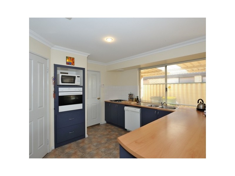 5 Freeling Road, Port Kennedy WA 6172