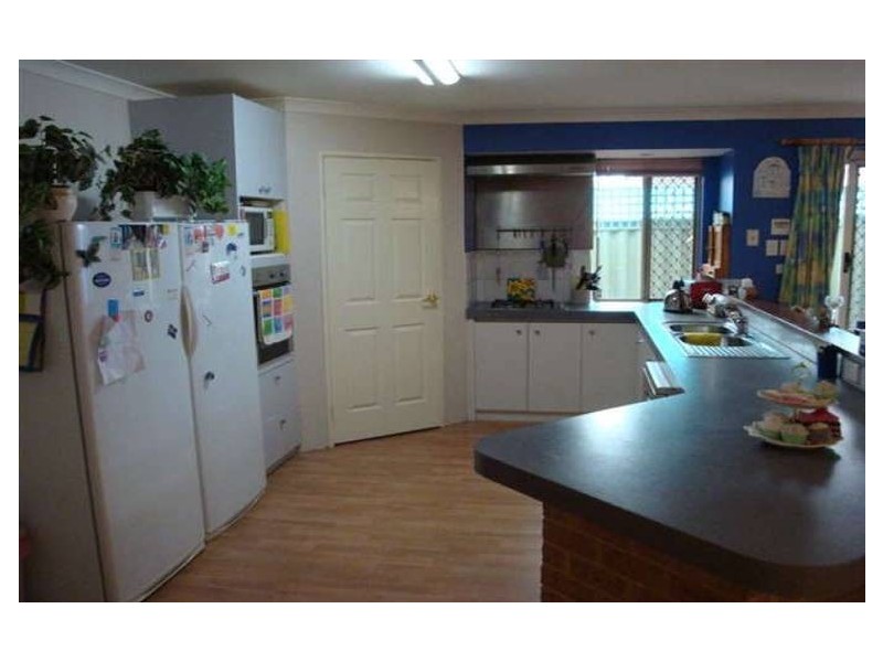 37 Charnley Gardens, Waikiki WA 6169
