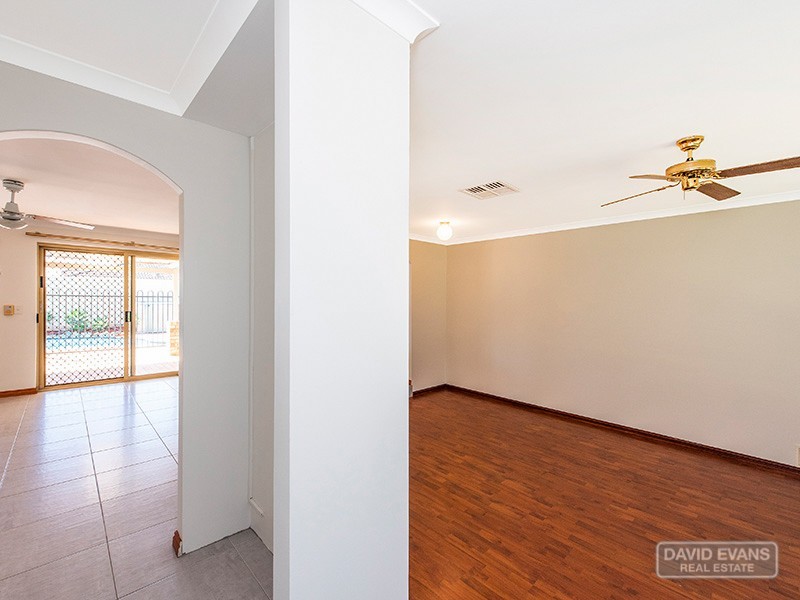 27 Fairview Drive, Waikiki WA 6169