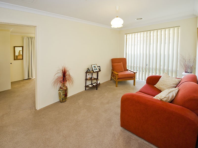 24 Tangier Parkway, Port Kennedy WA 6172