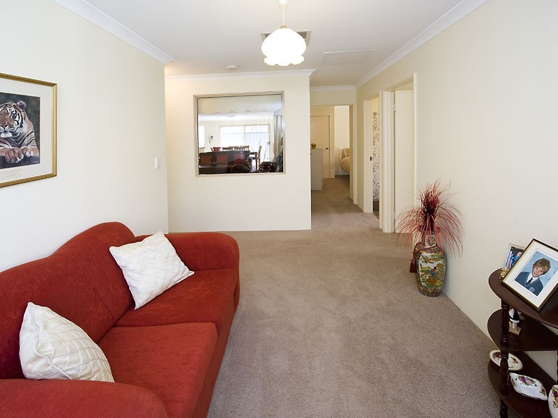 24 Tangier Parkway, Port Kennedy WA 6172