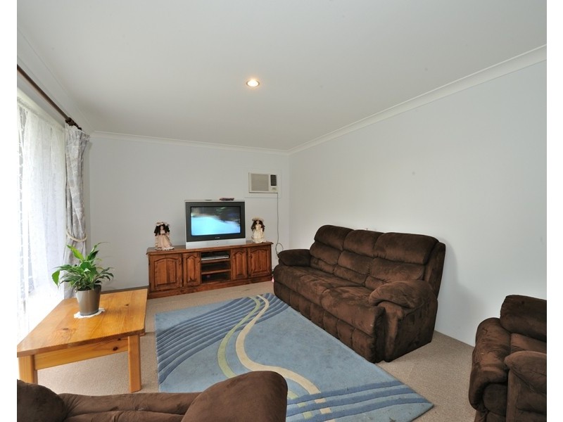 4 Westerly Way, Cooloongup WA 6168