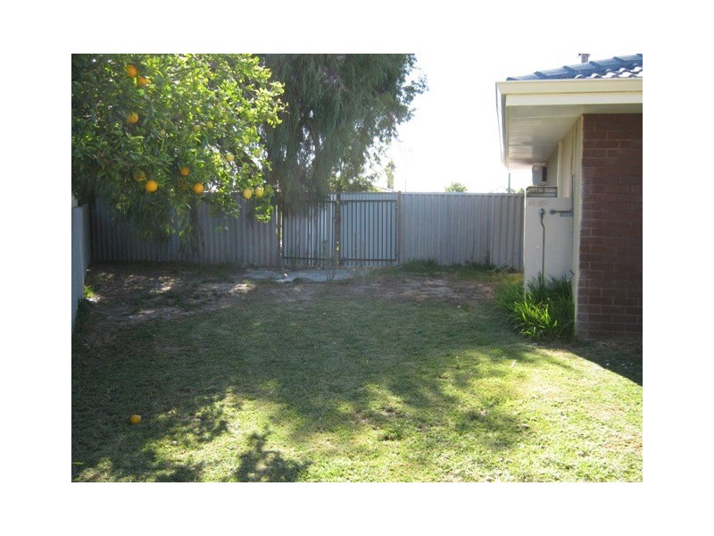 4 Westerly Way, Cooloongup WA 6168