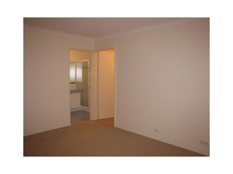 4 Properjohn Drive, Rockingham WA 6168