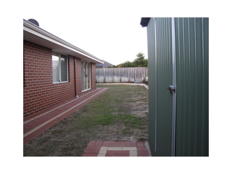 4 Properjohn Drive, Rockingham WA 6168