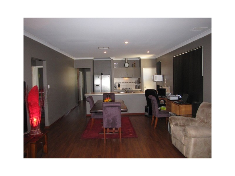 28 Wallingford Crescent, Wellard WA 6170