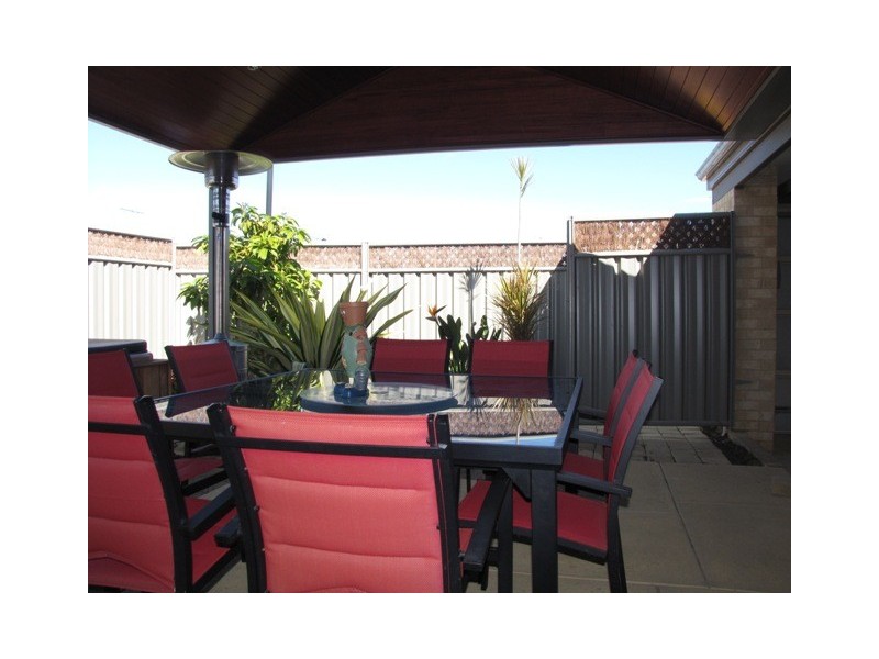 28 Wallingford Crescent, Wellard WA 6170
