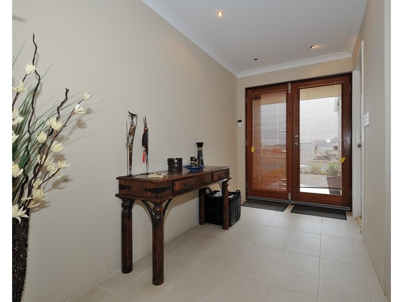 41  Arrowwood Loop, Secret Harbour WA 6173