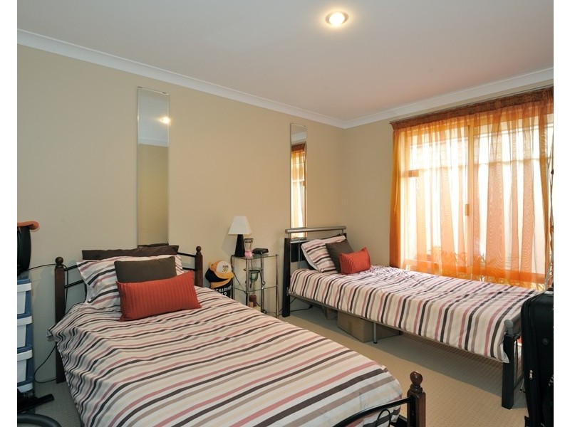 41  Arrowwood Loop, Secret Harbour WA 6173