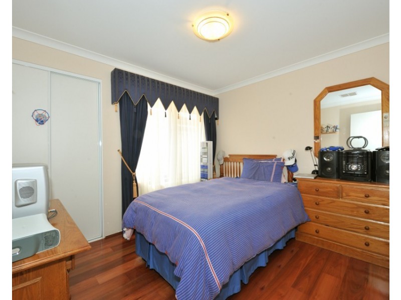 6 Gandesa Green, Port Kennedy WA 6172