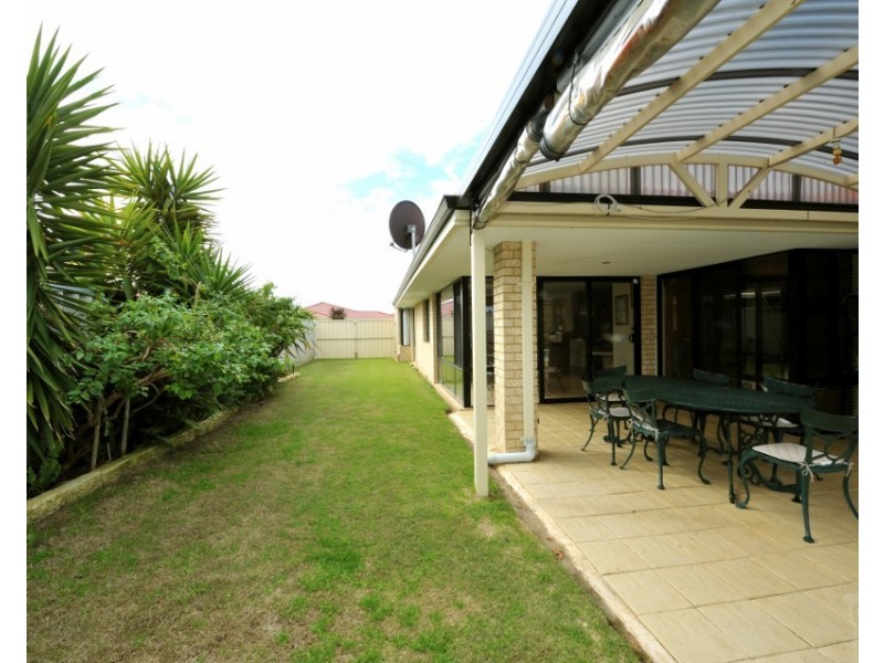 6 Gandesa Green, Port Kennedy WA 6172