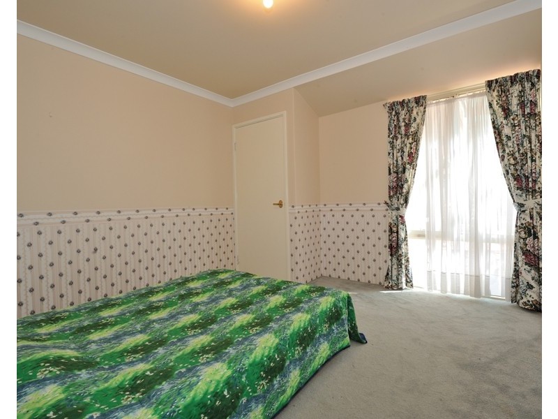 26 Morfontaine Pde, Port Kennedy WA 6172