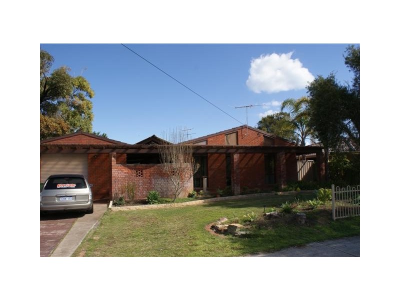 66 June Road, Safety Bay WA 6169