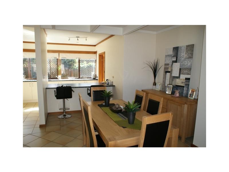 66 June Road, Safety Bay WA 6169