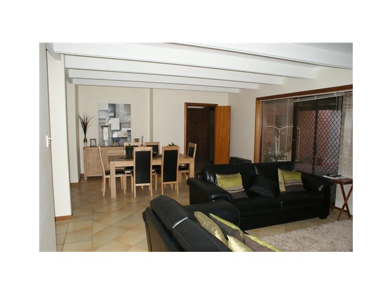 66 June Road, Safety Bay WA 6169