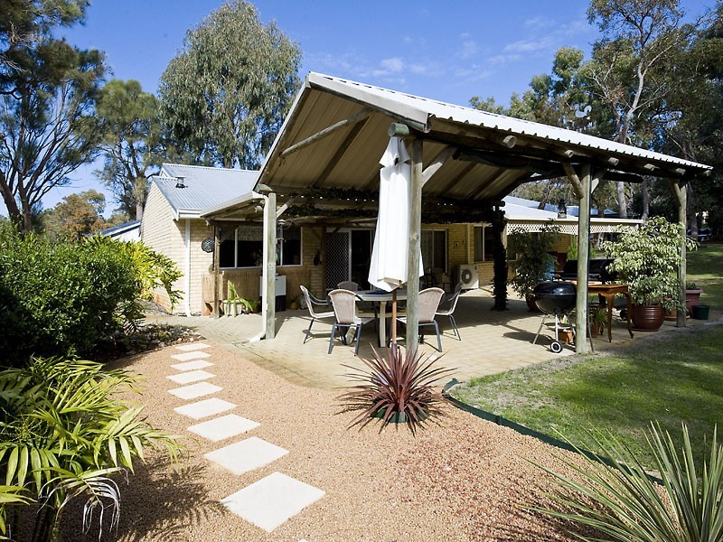 12 Carpenter Retreat, Wellard WA 6170