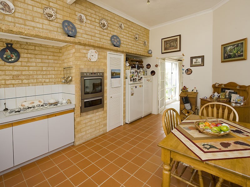 12 Carpenter Retreat, Wellard WA 6170