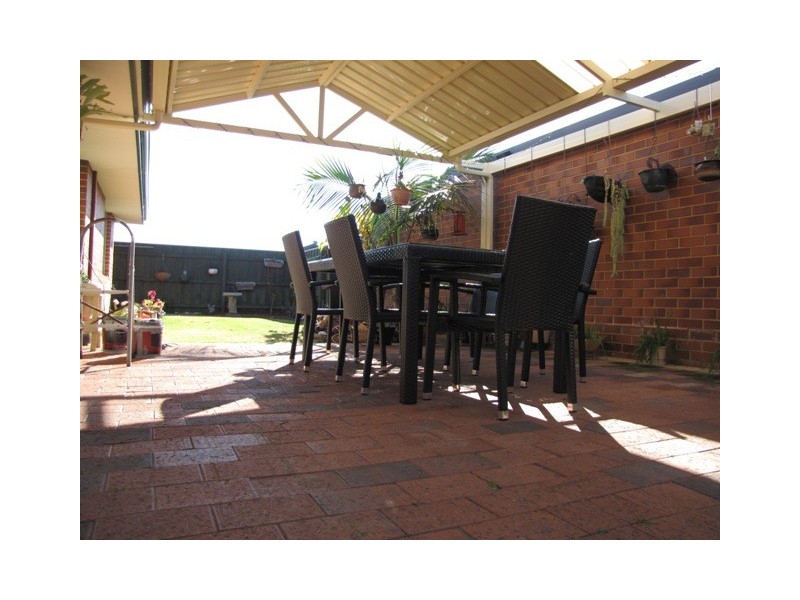 33 Boyle Avenue, Rockingham WA 6168