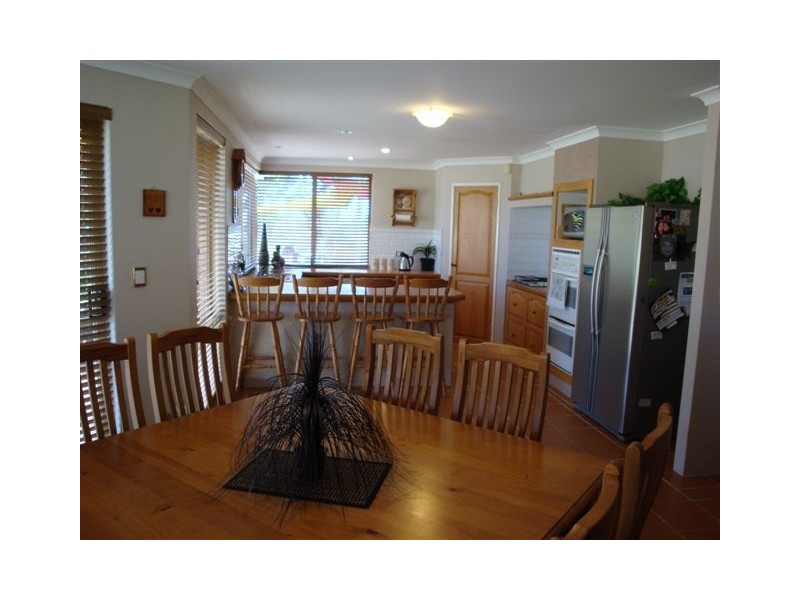 303 Holmes Street, Southern River WA 6110