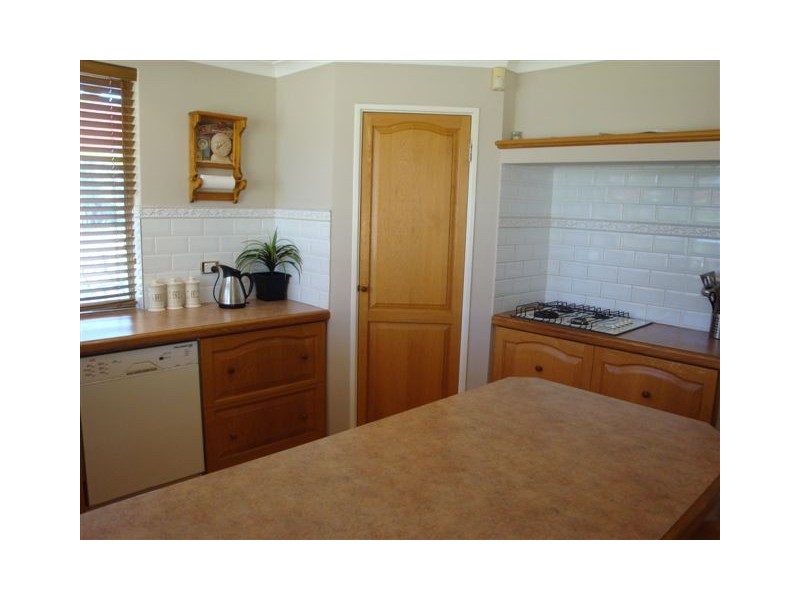 303 Holmes Street, Southern River WA 6110