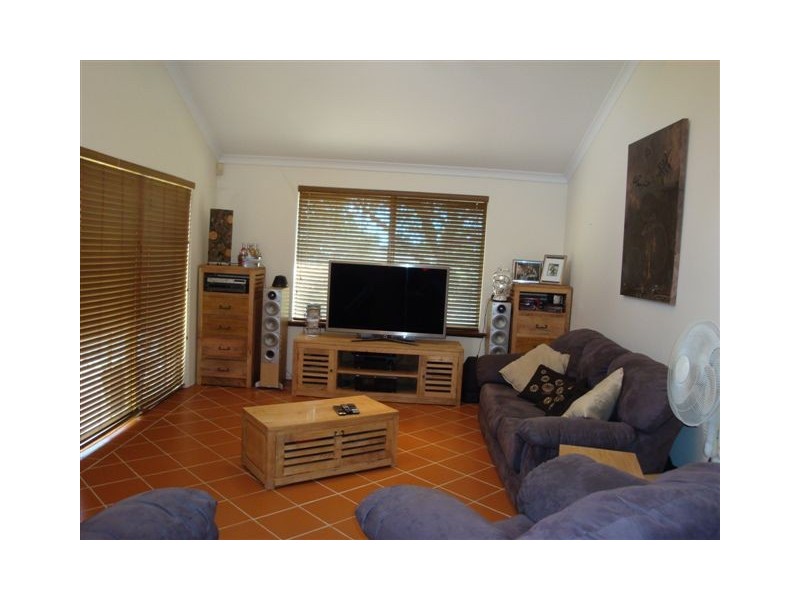 303 Holmes Street, Southern River WA 6110