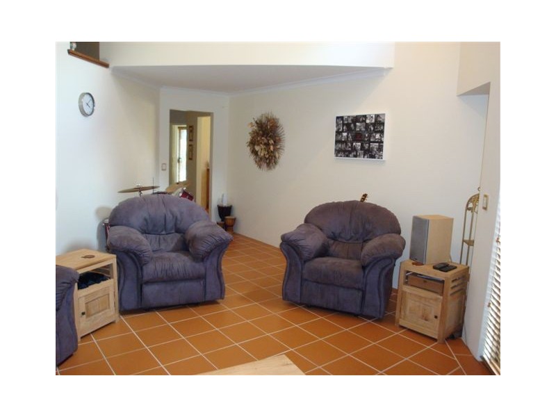 303 Holmes Street, Southern River WA 6110