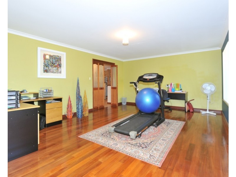 1 Warnbro Sound Avenue, Warnbro WA 6169