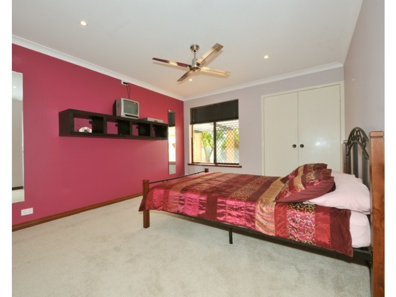 1 Warnbro Sound Avenue, Warnbro WA 6169