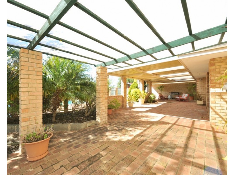 1 Warnbro Sound Avenue, Warnbro WA 6169