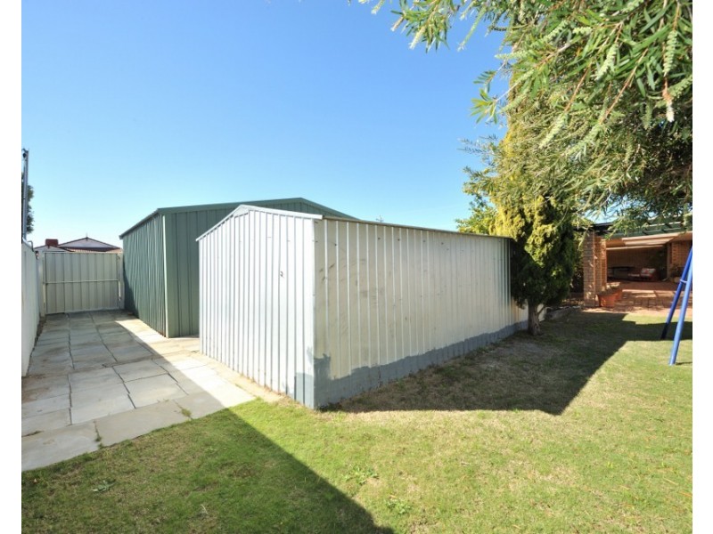 1 Warnbro Sound Avenue, Warnbro WA 6169