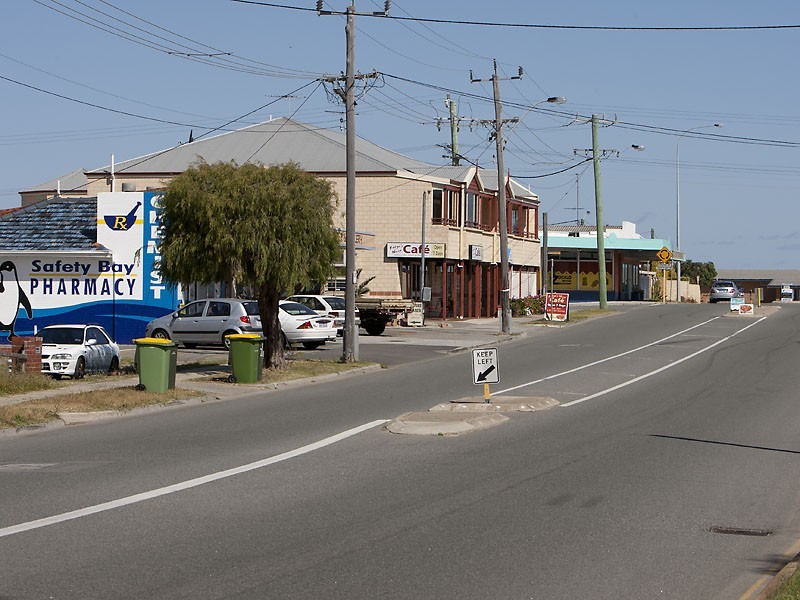 206 Safety Bay, Safety Bay WA 6169