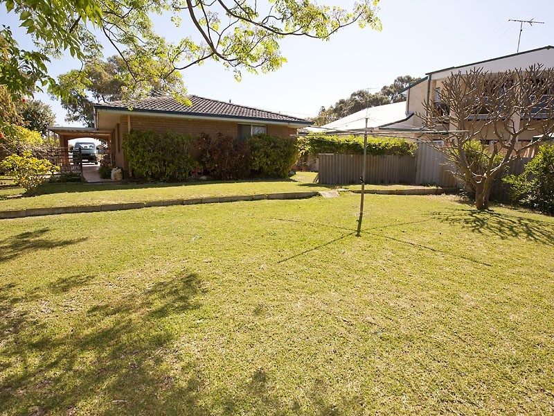 206 Safety Bay, Safety Bay WA 6169