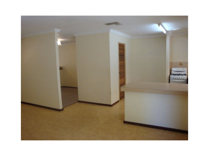 15 Bridge Mews, Waikiki WA 6169