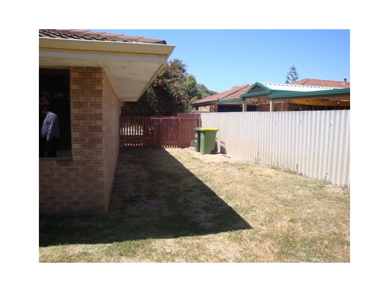 15 Bridge Mews, Waikiki WA 6169