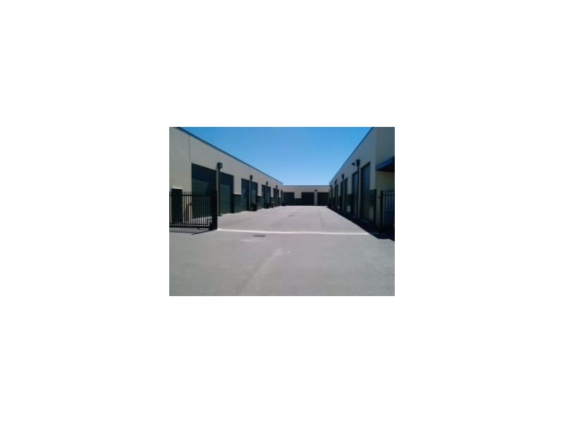 11/14 Tesla Road, Rockingham WA 6168