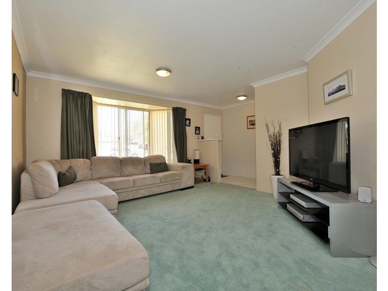 7 Middleton Place, Waikiki WA 6169