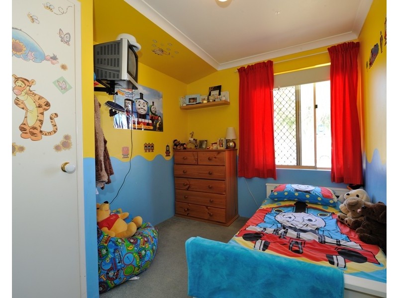 7 Middleton Place, Waikiki WA 6169