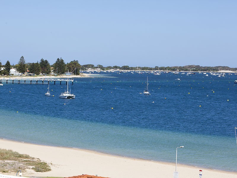 36 / 7 Railway Terrace, Rockingham WA 6168