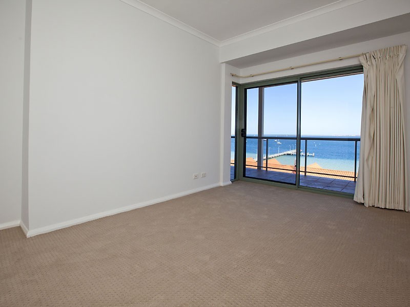 36 / 7 Railway Terrace, Rockingham WA 6168