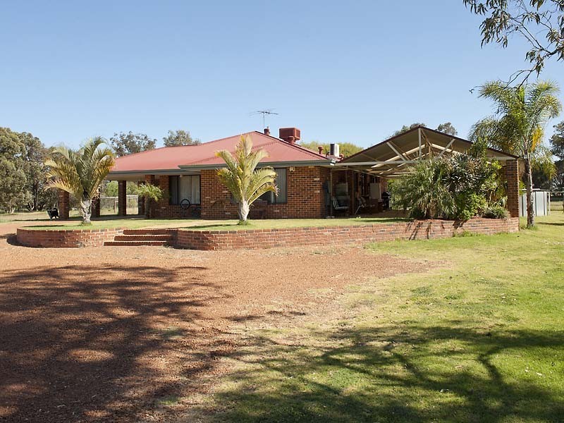 44 Jennie Pl, North Dandalup WA 6207