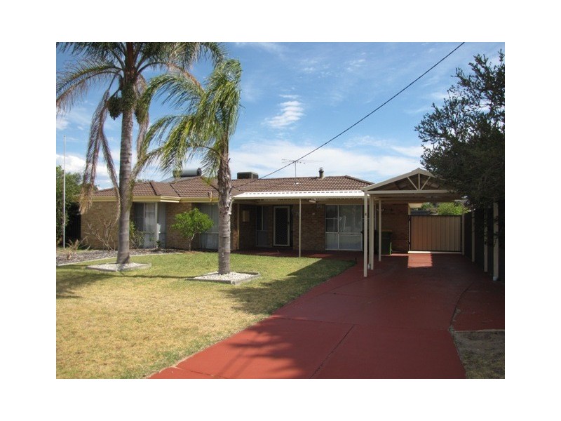 70 Cambridge Cres, Cooloongup WA 6168