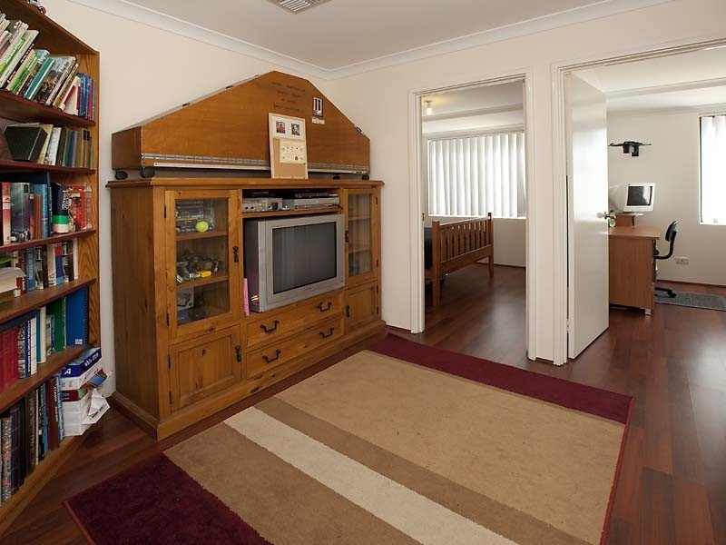 52 Highlander Parade, Rockingham WA 6168