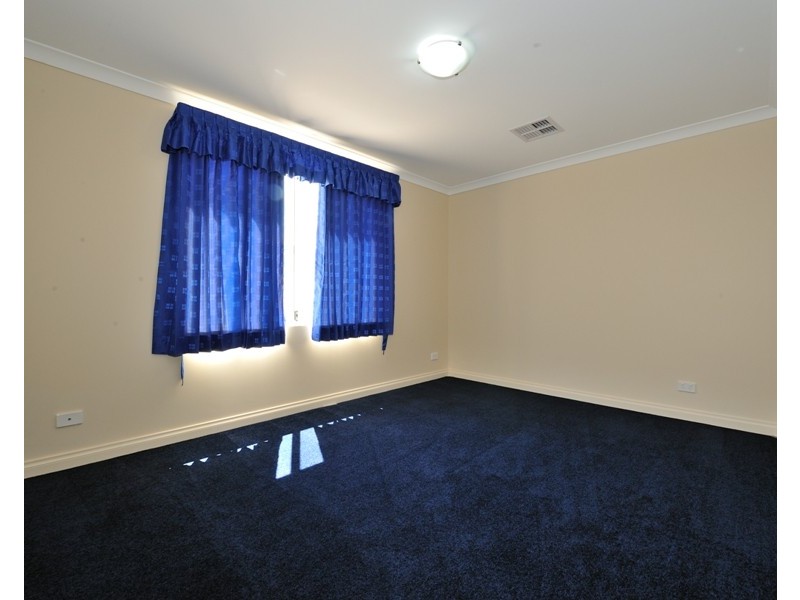 17 Lookout Vista, Singleton WA 6175