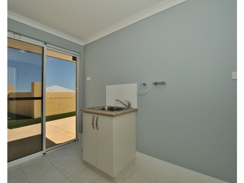 17 Lookout Vista, Singleton WA 6175