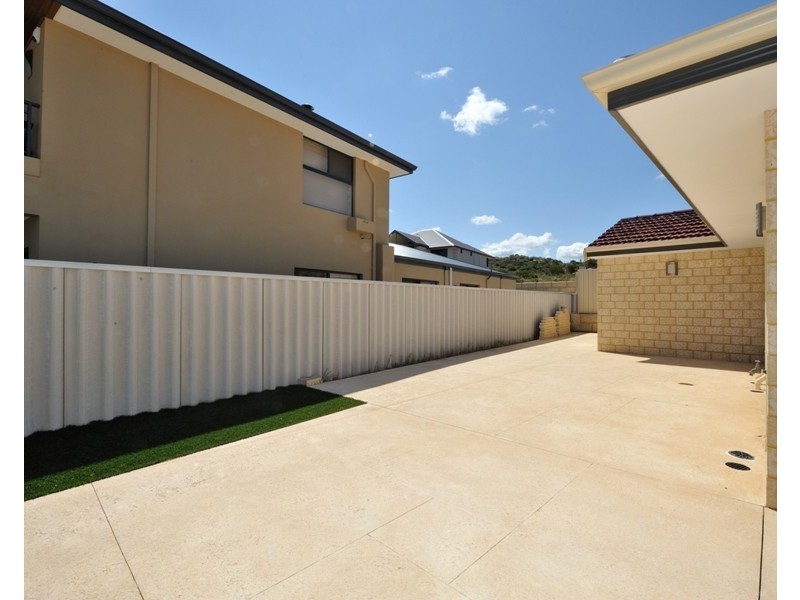 17 Lookout Vista, Singleton WA 6175