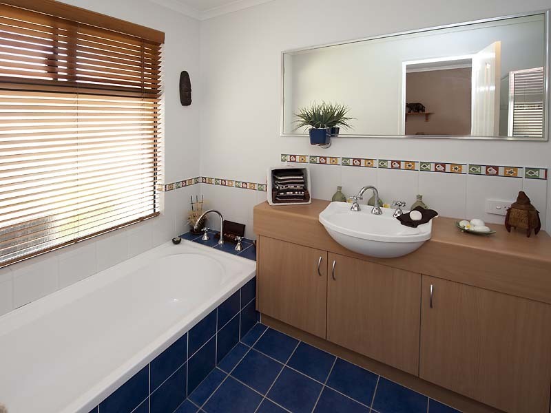 10 Baltimore Gardens, Port Kennedy WA 6172