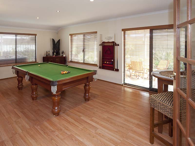 10 Baltimore Gardens, Port Kennedy WA 6172