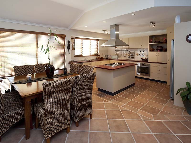 10 Baltimore Gardens, Port Kennedy WA 6172